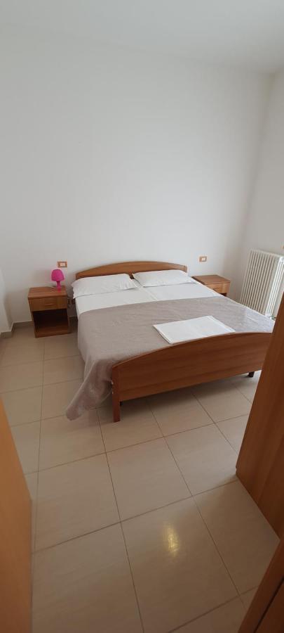 Appartamento Piano Terra San Benedetto del Tronto Bagian luar foto
